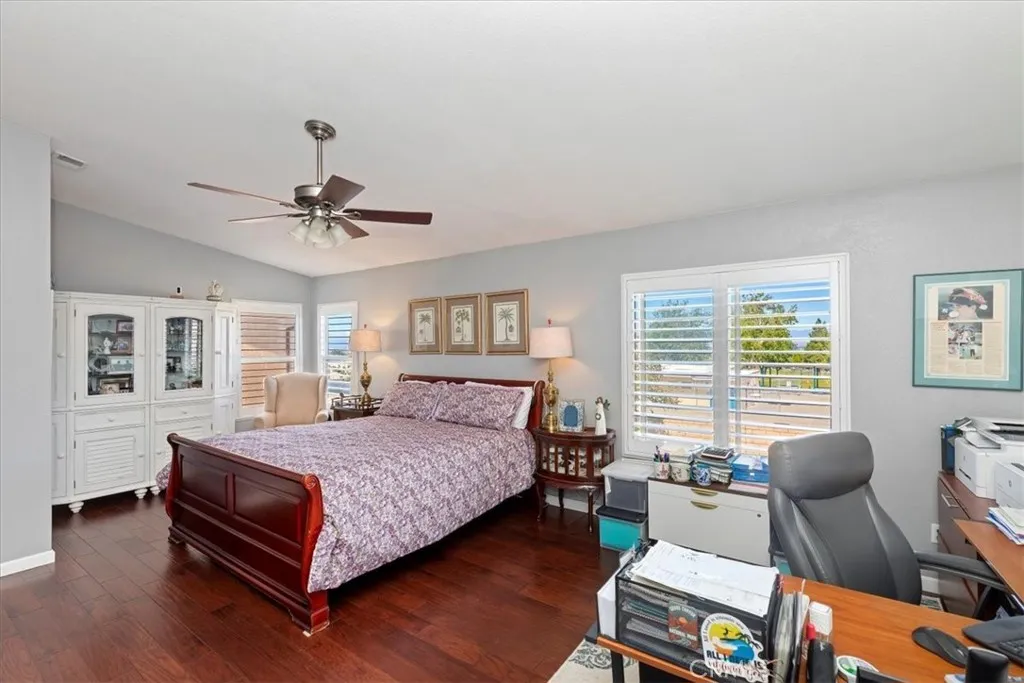 825 Derby, Corona, California 92882 home-pic-36