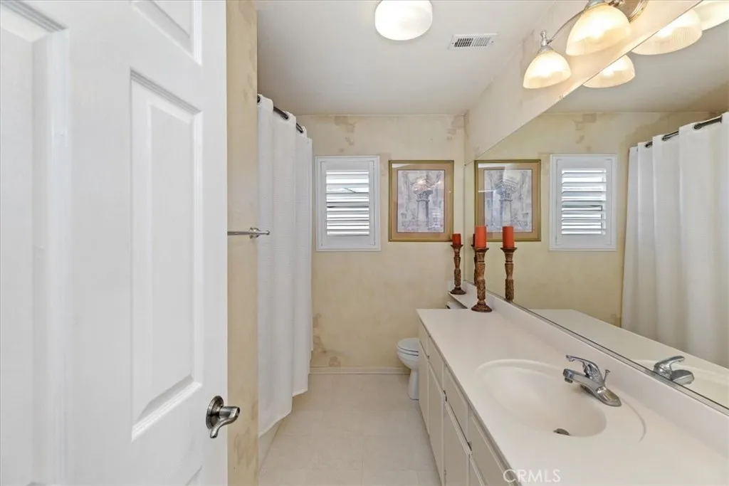 825 Derby, Corona, California 92882 home-pic-31