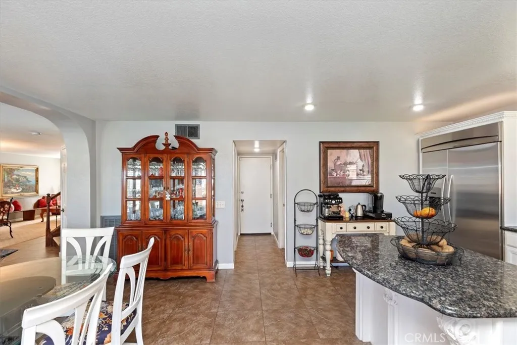 825 Derby, Corona, California 92882 home-pic-23