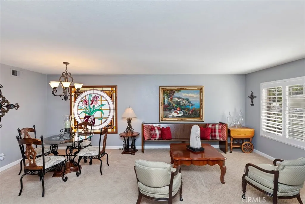 825 Derby, Corona, California 92882 home-pic-9