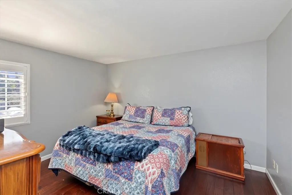 825 Derby, Corona, California 92882 home-pic-35