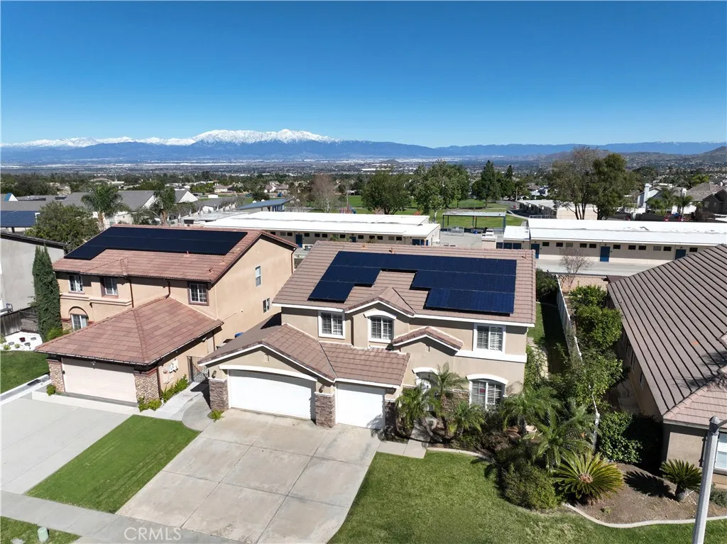 825 Derby, Corona, California 92882 home-pic-55