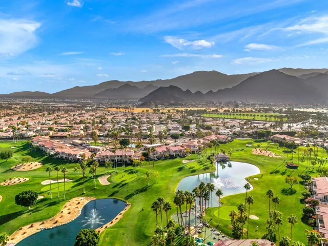 Palm Royale Country Club