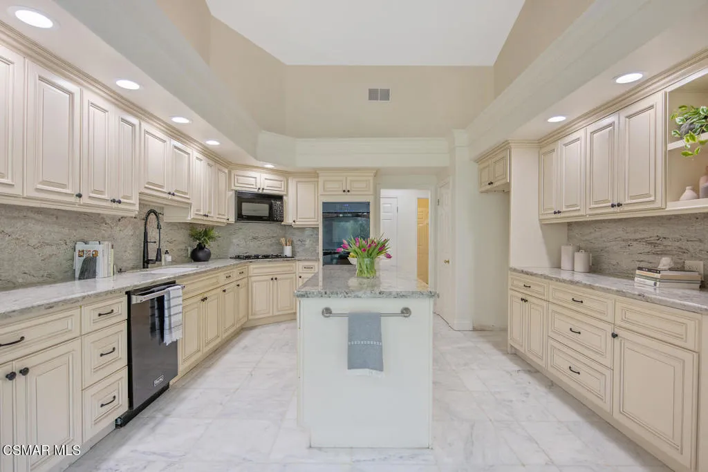 2180 Speck Lane, Newbury Park, California 91320 home-pic-21