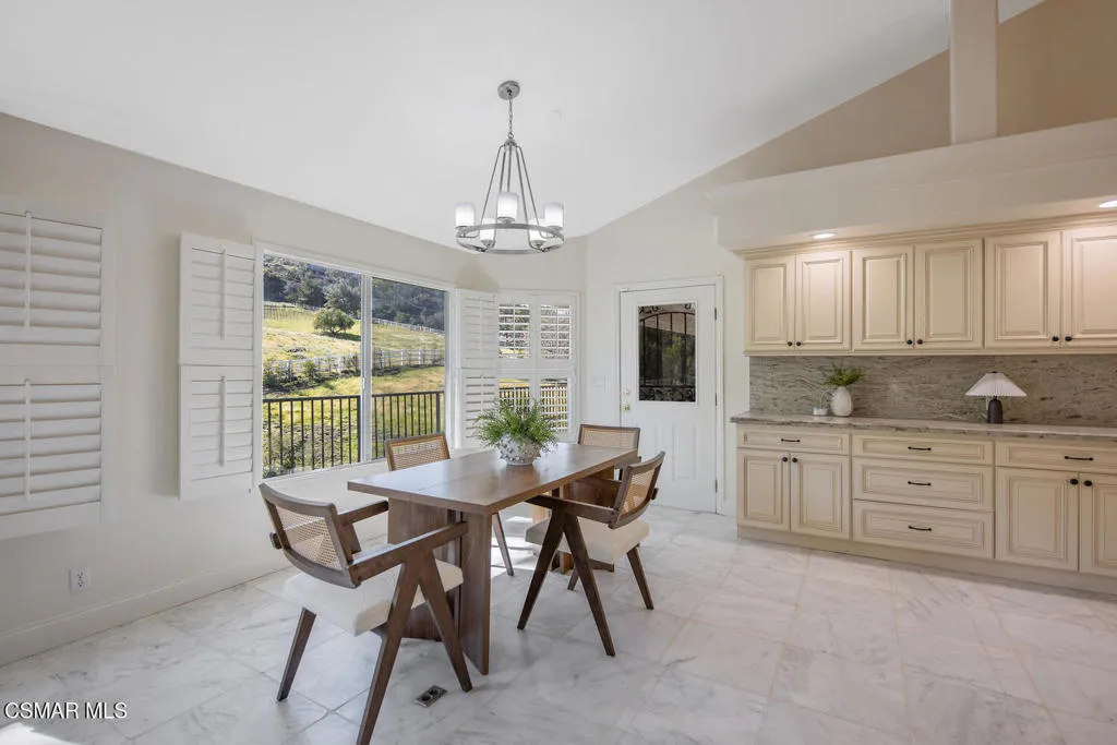 2180 Speck Lane, Newbury Park, California 91320 home-pic-24