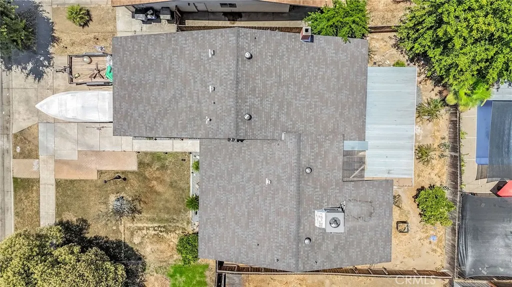 4883 E Geary Street, Fresno, California 93725 home-pic-30