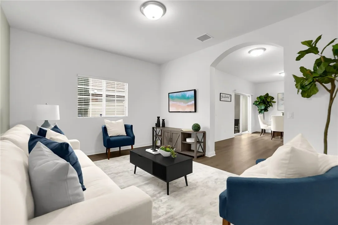 1452 S White Avenue 2, Pomona, California 91766 home-pic-6