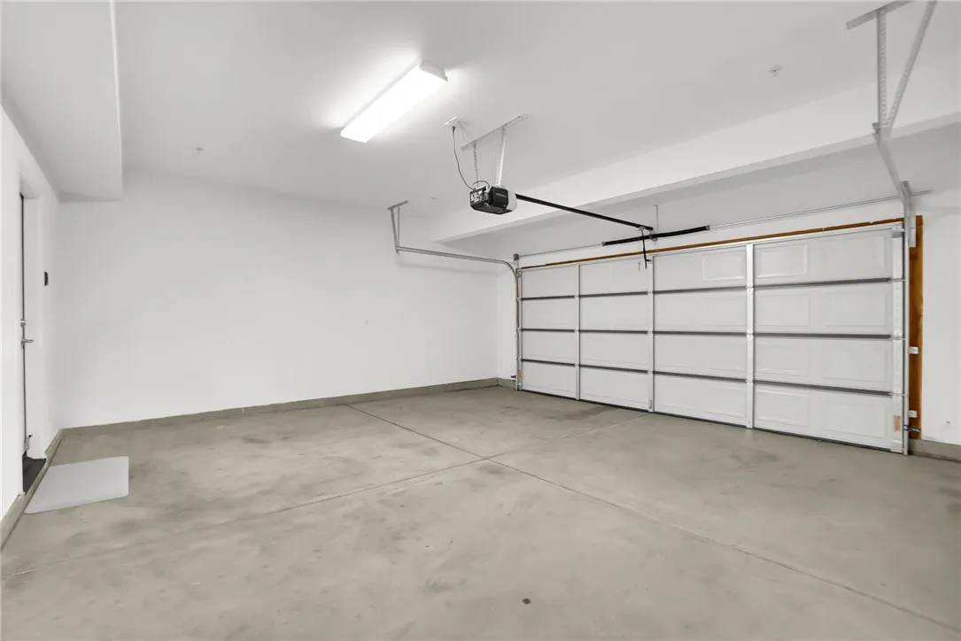 1452 S White Avenue 2, Pomona, California 91766 home-pic-23