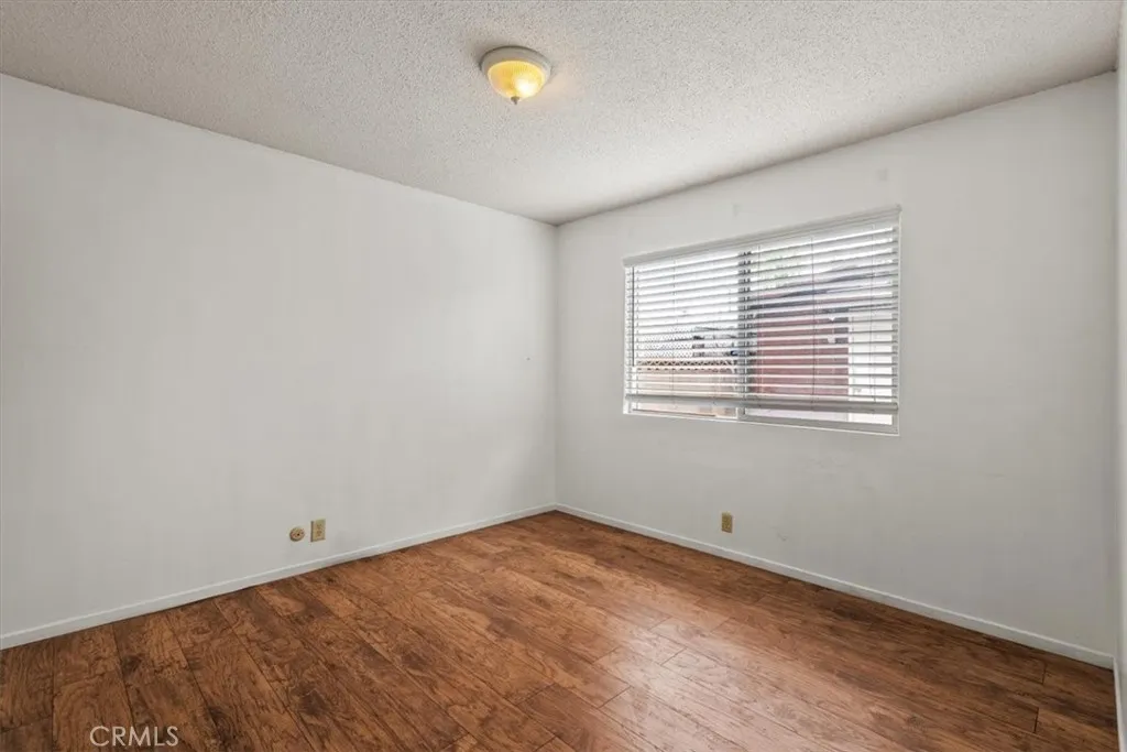 21403 Catskill Avenue, Carson, California 90745 home-pic-11