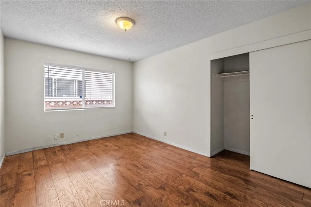 21403 Catskill Avenue, Carson, California 90745 home-pic-12