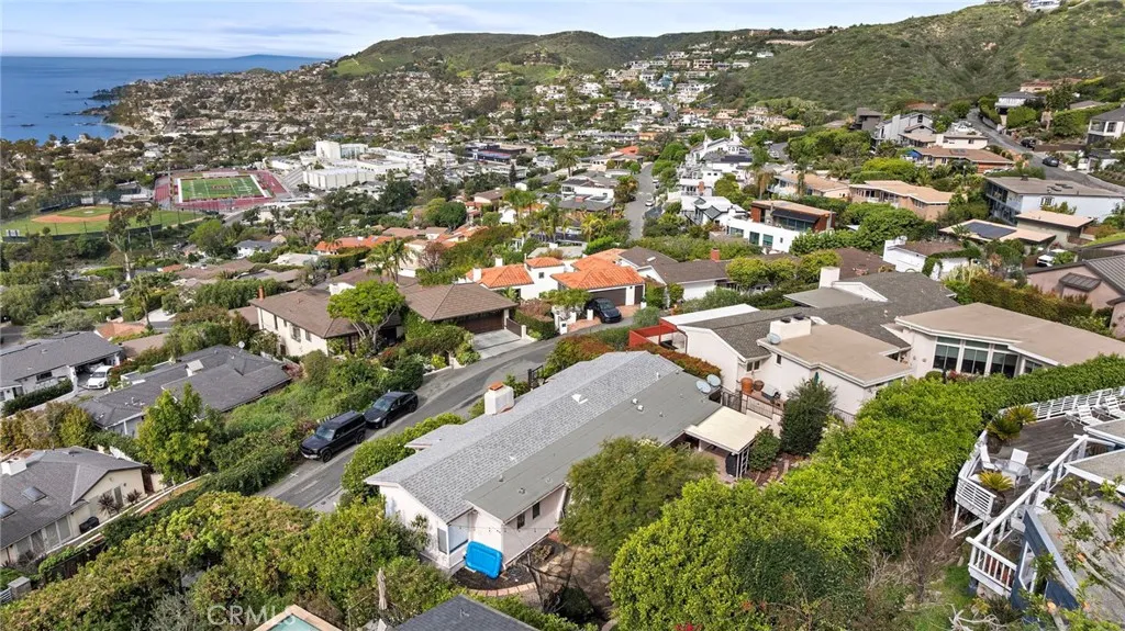 980 Temple Hills, Laguna Beach, California 92651 home-pic-28