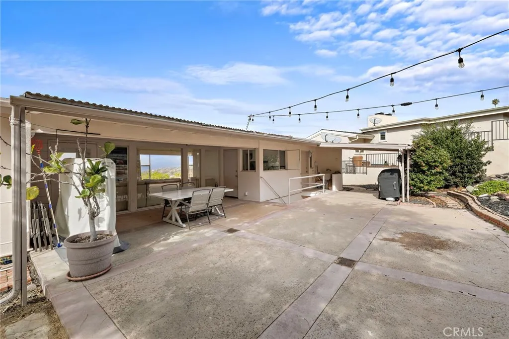 980 Temple Hills, Laguna Beach, California 92651 home-pic-44