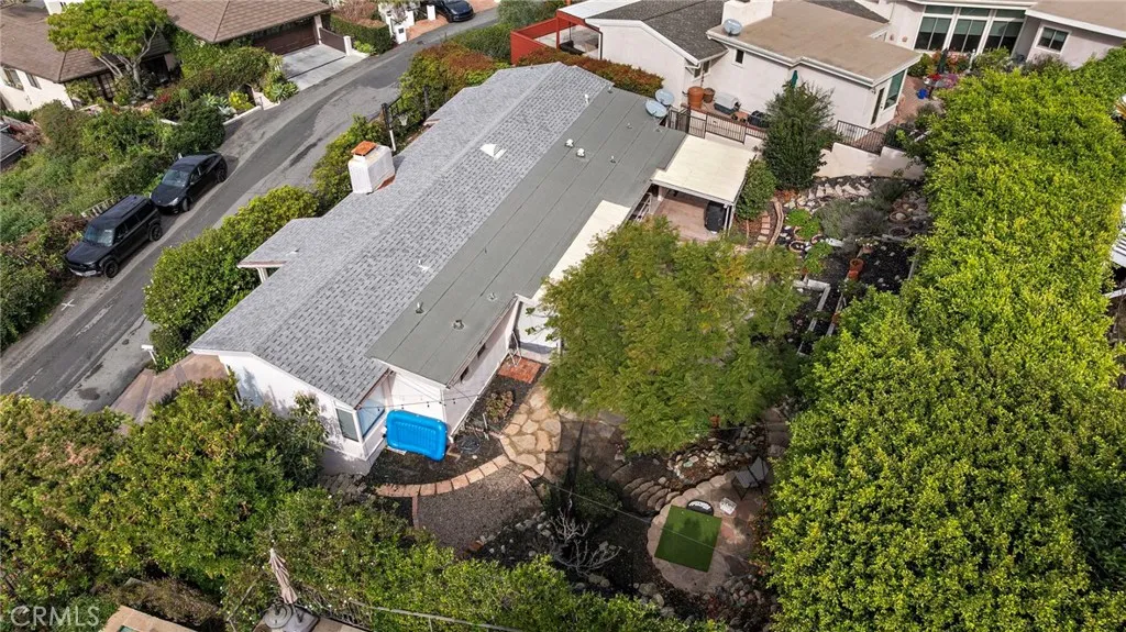 980 Temple Hills, Laguna Beach, California 92651 home-pic-27