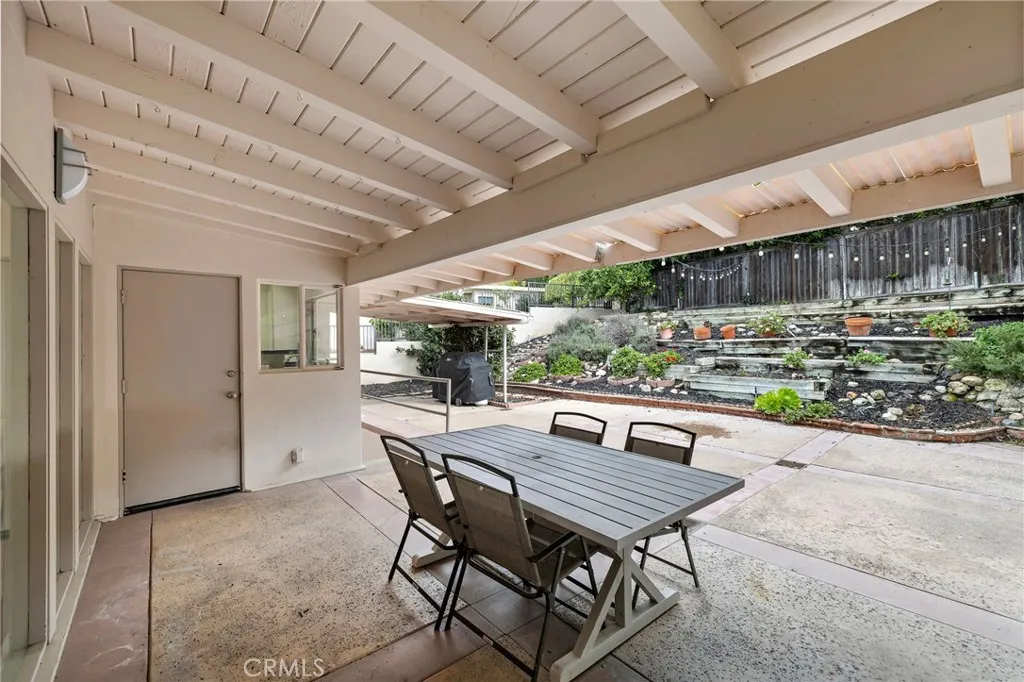 980 Temple Hills, Laguna Beach, California 92651 home-pic-39