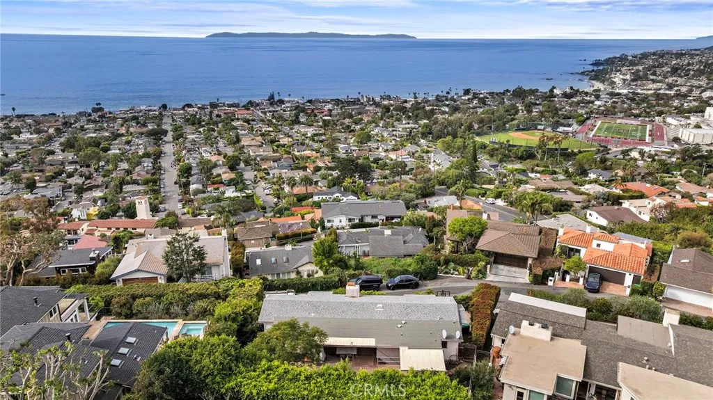 980 Temple Hills, Laguna Beach, California 92651 home-pic-29