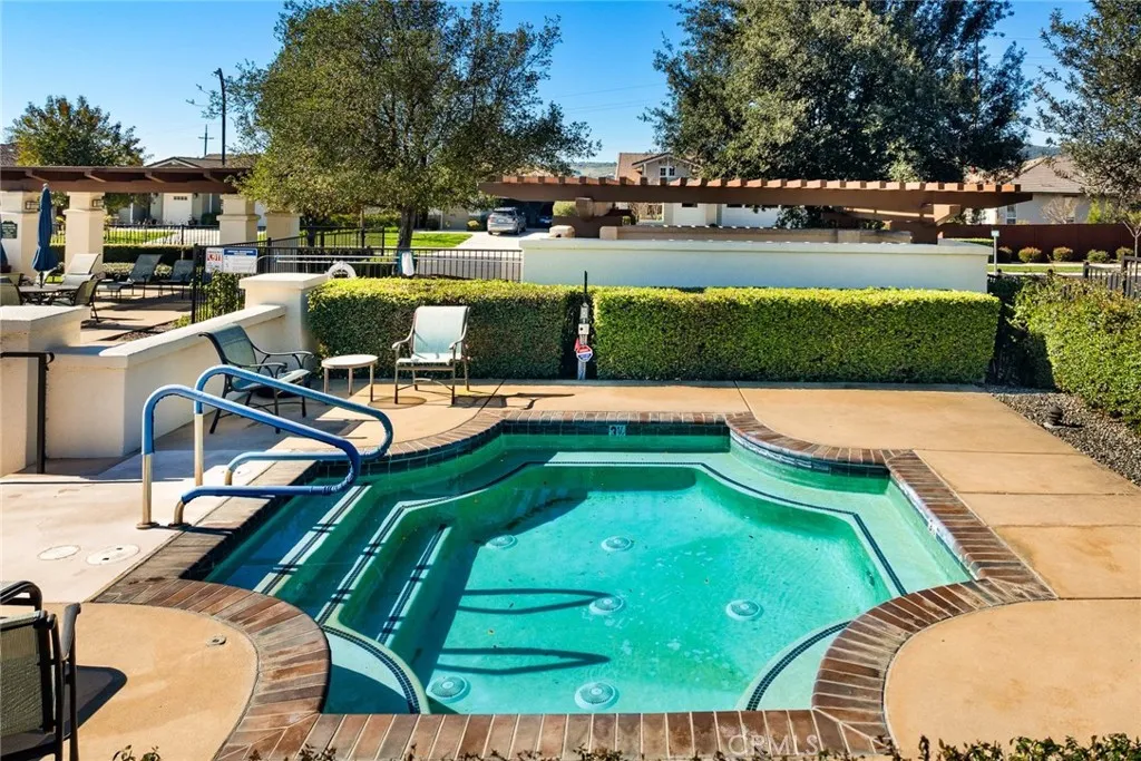 2458 Altadena Lane, Paso Robles, California 93446 home-pic-18