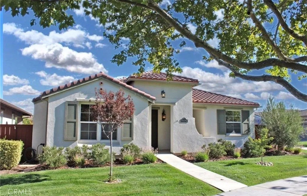 2458 Altadena Lane, Paso Robles, California 93446 home-pic-1