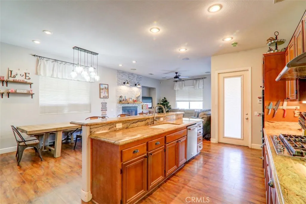 16950 Scottsdale, Riverside, California 92504 home-pic-18