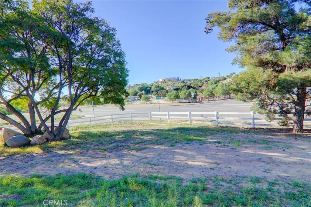 16950 Scottsdale, Riverside, California 92504 home-pic-6