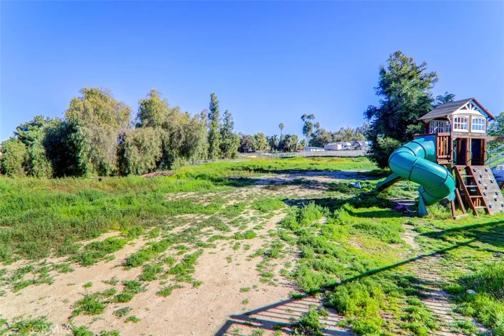 16950 Scottsdale, Riverside, California 92504 home-pic-44