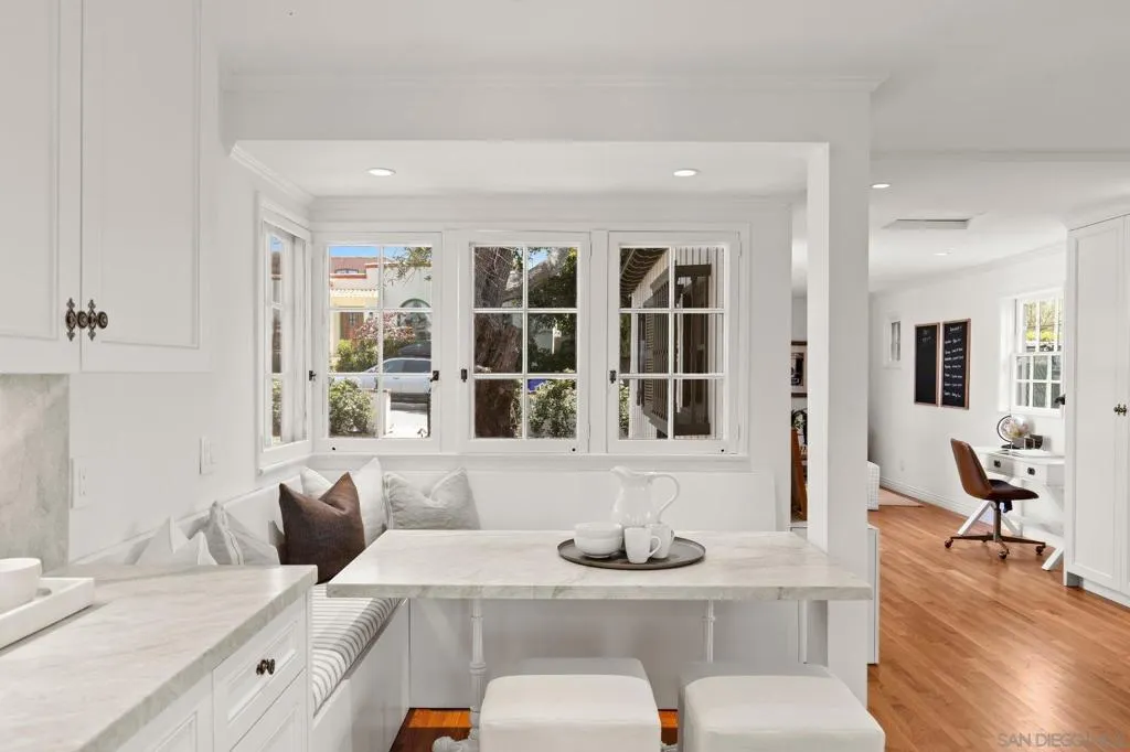 4430 Arista St, San Diego, California 92103 home-pic-10
