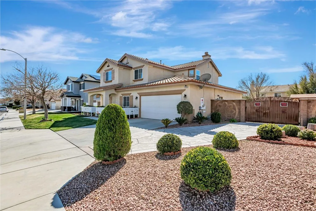 3116 Kilt Court, Lancaster, California 93535 home-pic-1