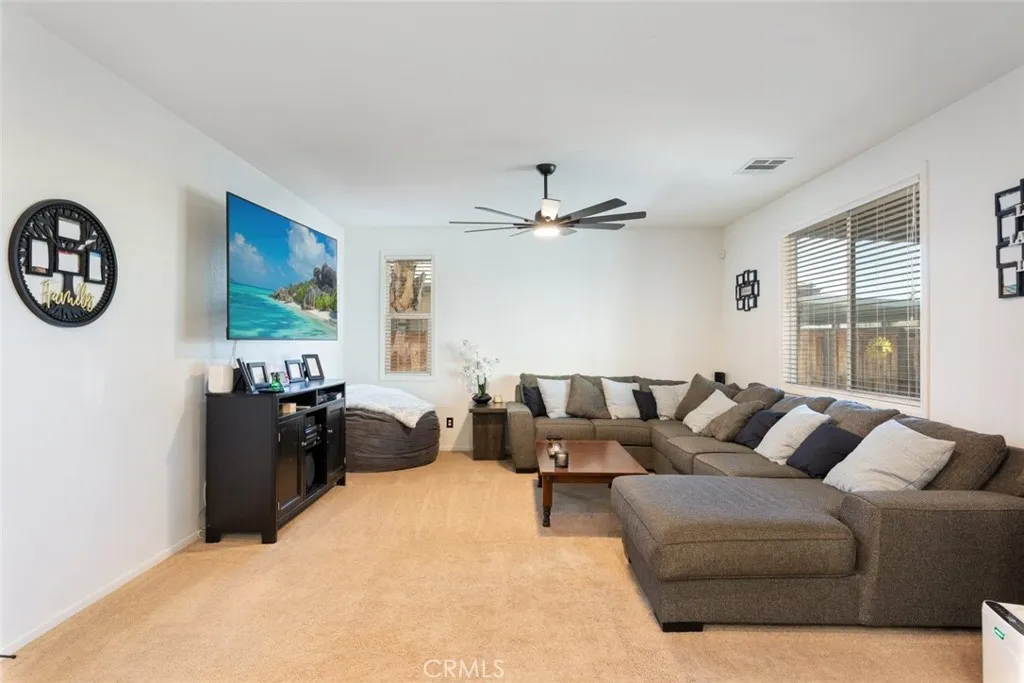 29522 Mascot, Lake Elsinore, California 92530 home-pic-15