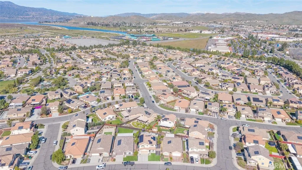 29522 Mascot, Lake Elsinore, California 92530 home-pic-46