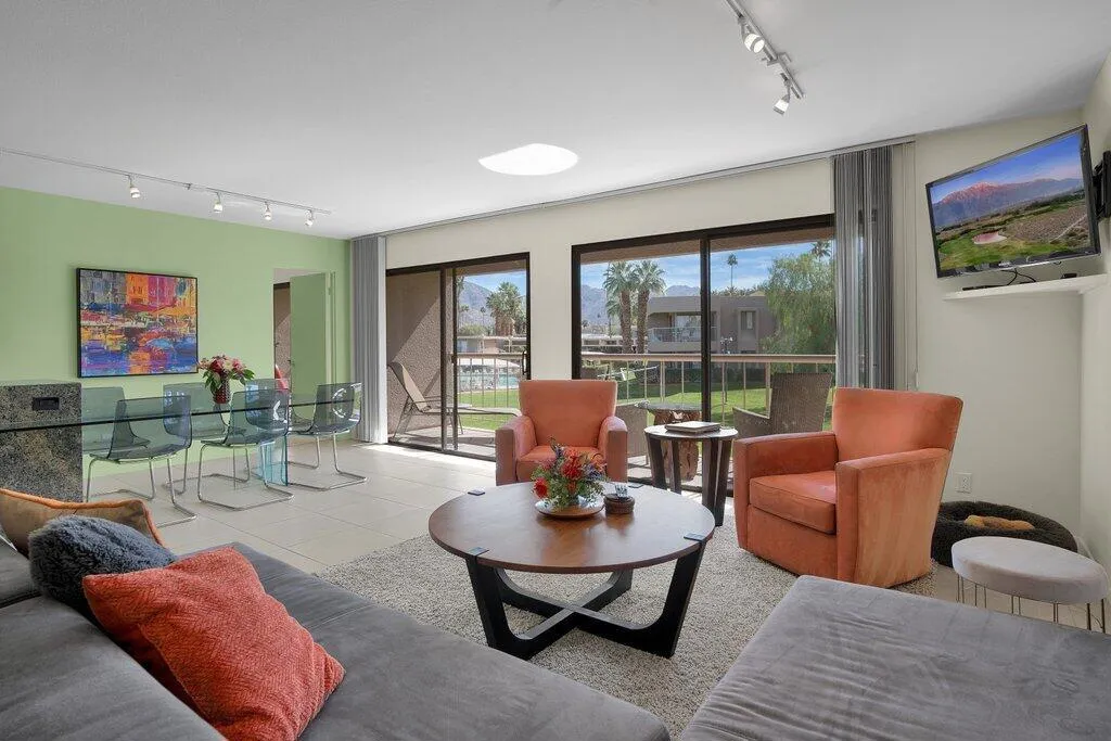 45750 San Luis Rey Avenue 24, Palm Desert, California 92260 home-pic-2