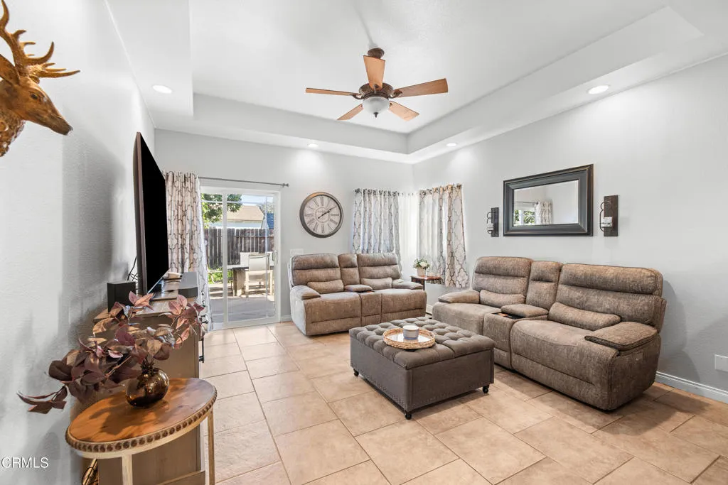 1420 Joliet Place, Oxnard, California 93030 home-pic-16
