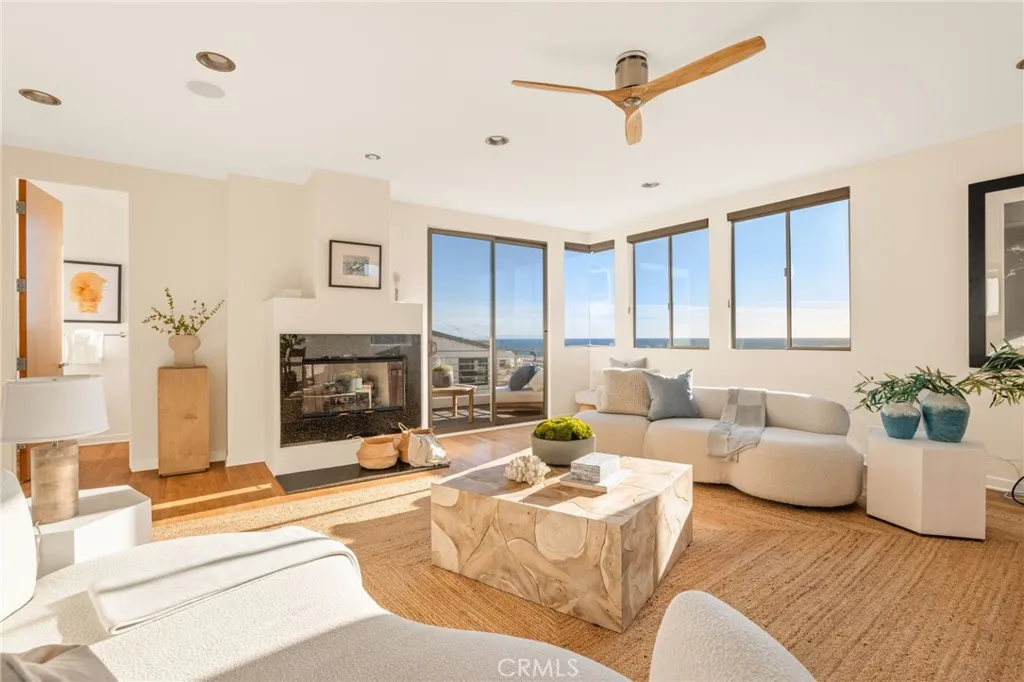 209 41st Street, Manhattan Beach, California 90266 home-pic-1
