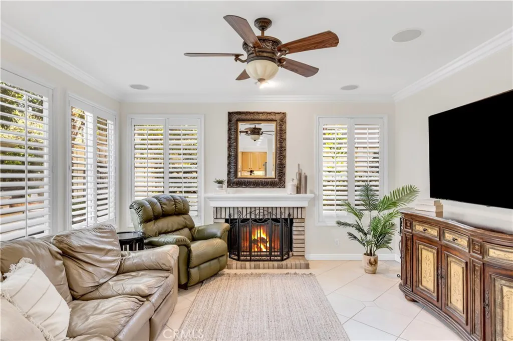 304 La Fremontia, San Clemente, California 92672 home-pic-22