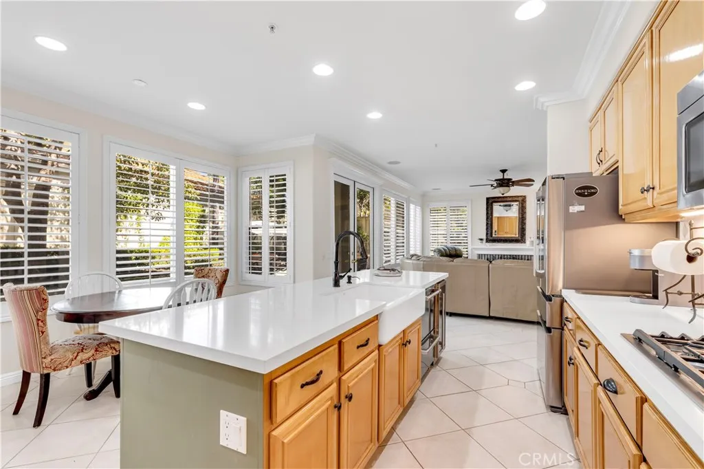 304 La Fremontia, San Clemente, California 92672 home-pic-19