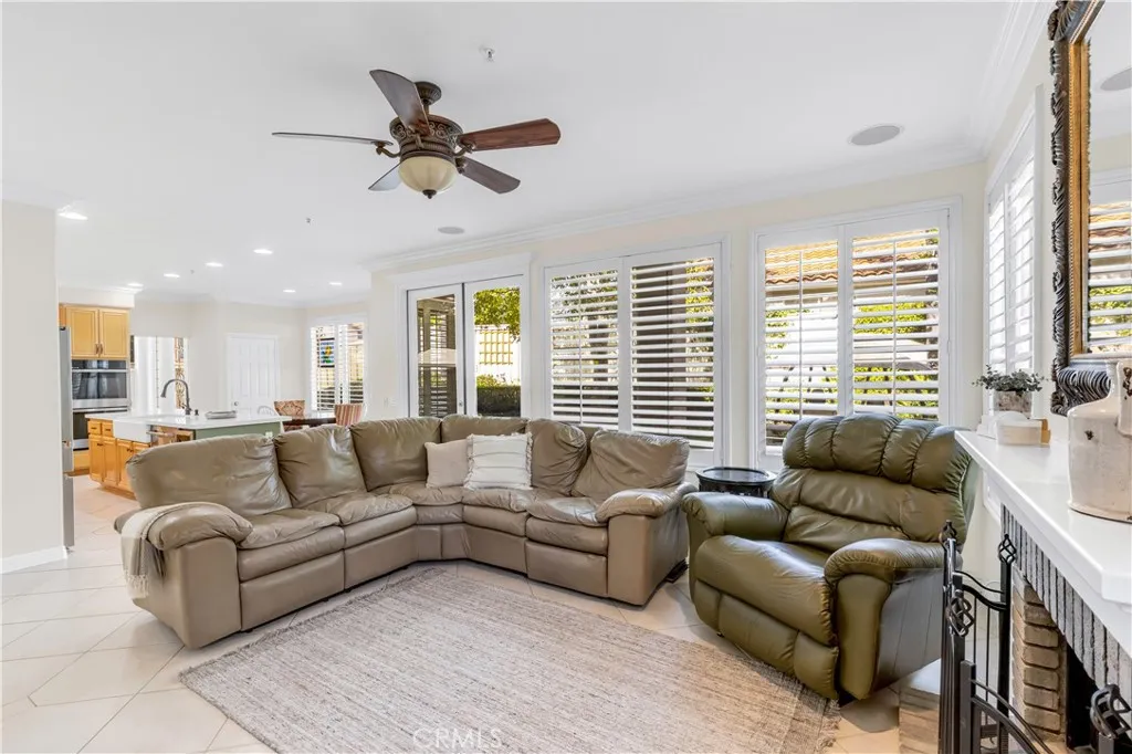 304 La Fremontia, San Clemente, California 92672 home-pic-23