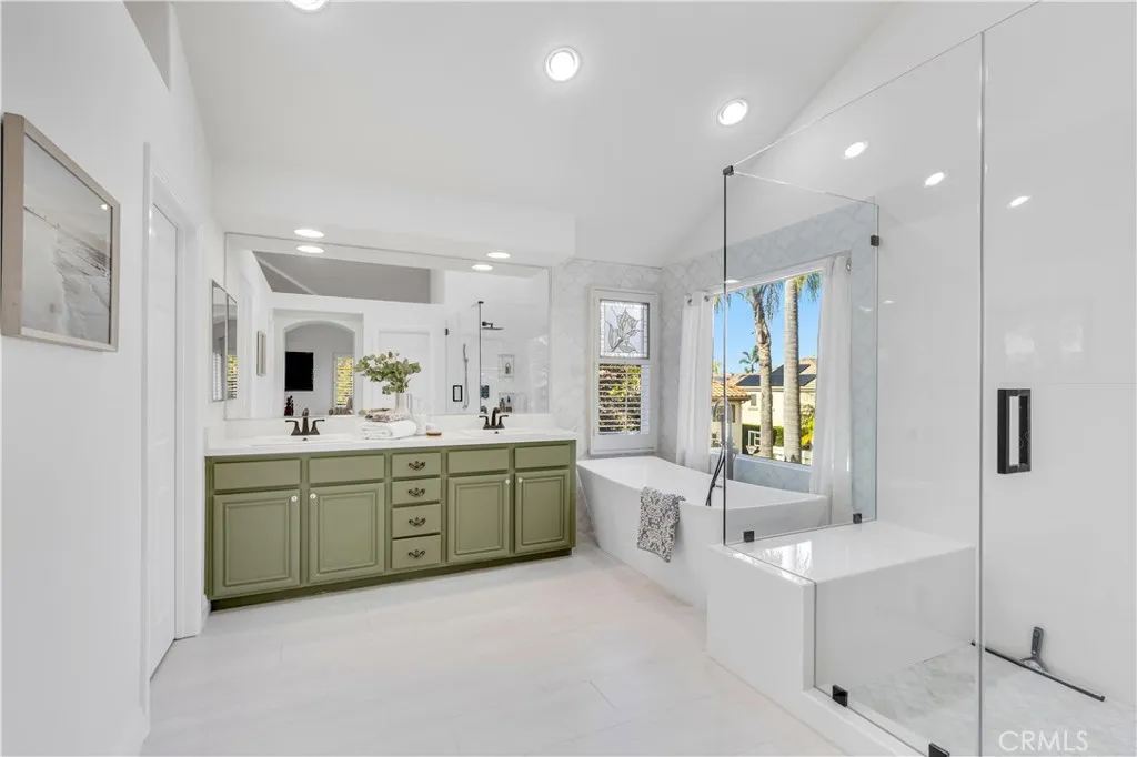 304 La Fremontia, San Clemente, California 92672 home-pic-32