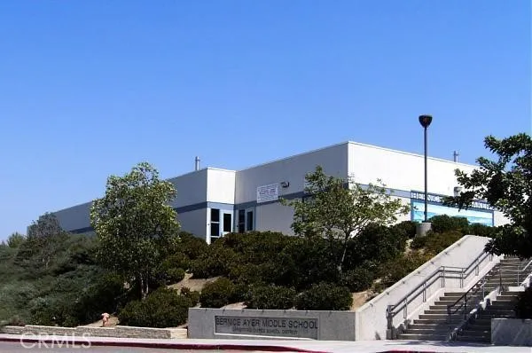 304 La Fremontia, San Clemente, California 92672 home-pic-69