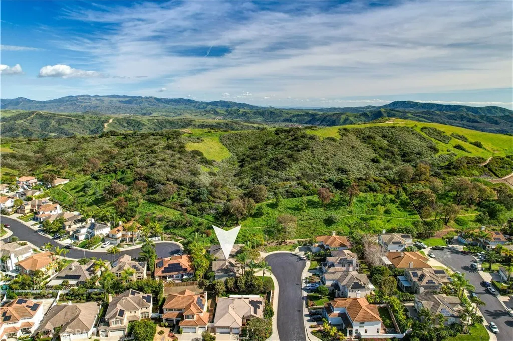 304 La Fremontia, San Clemente, California 92672 home-pic-55