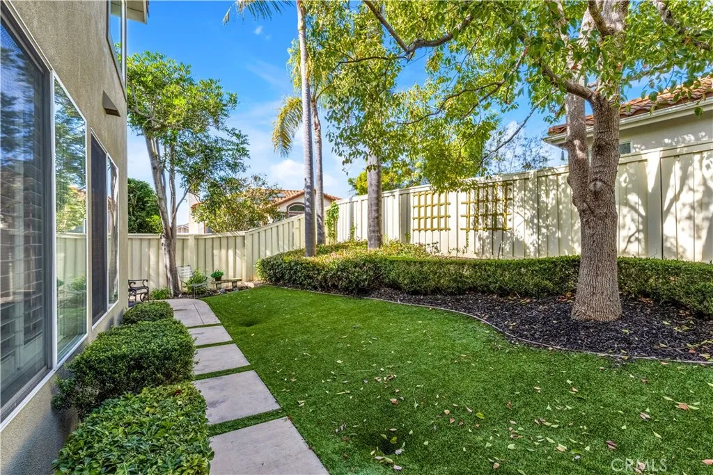 304 La Fremontia, San Clemente, California 92672 home-pic-45