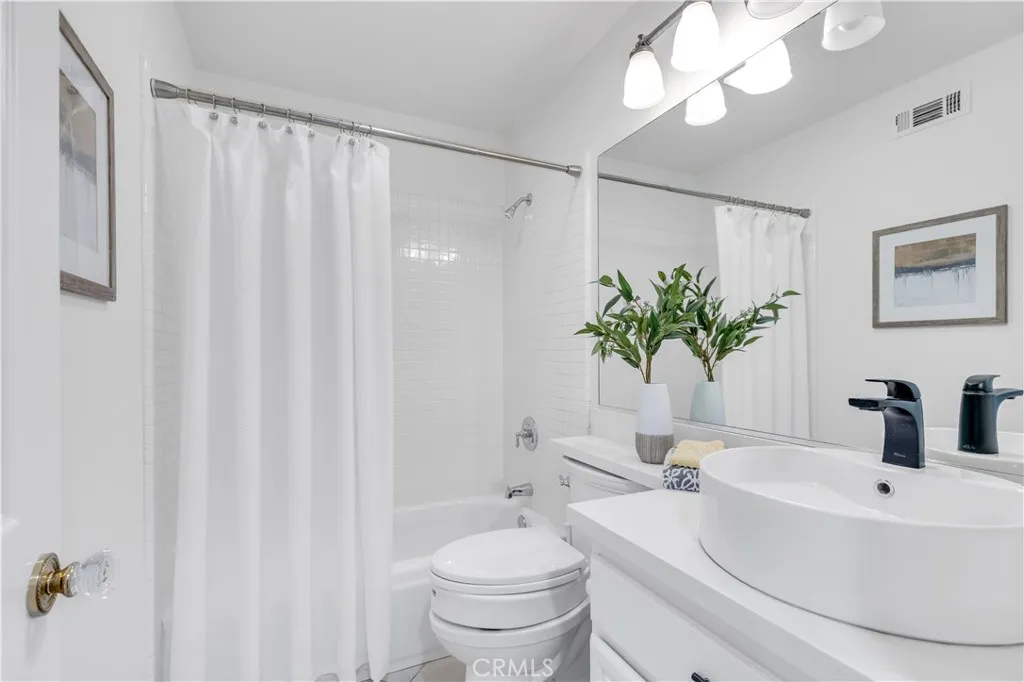 304 La Fremontia, San Clemente, California 92672 home-pic-27
