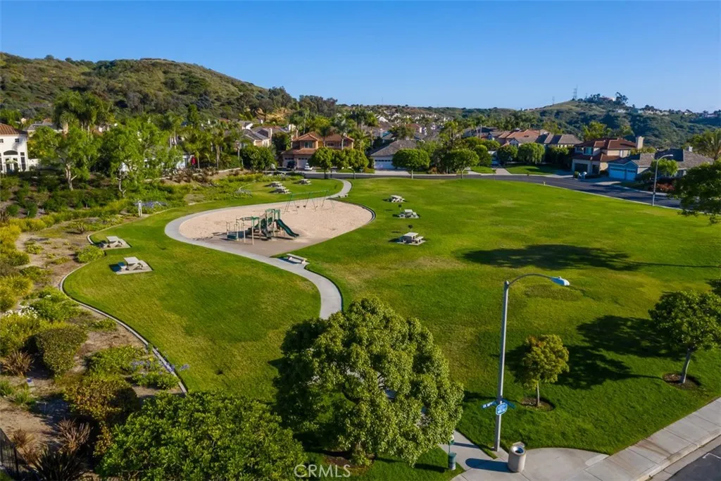 304 La Fremontia, San Clemente, California 92672 home-pic-61