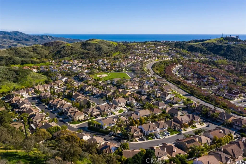 304 La Fremontia, San Clemente, California 92672 home-pic-60