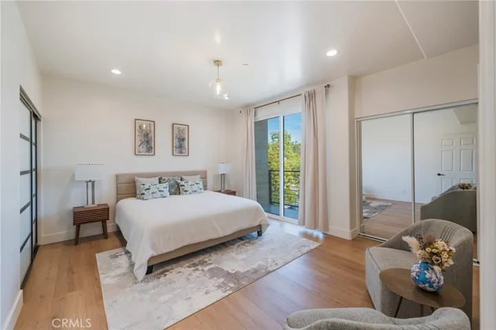 712 1/2 N Chestnut Ave, Los Angeles, California 90042