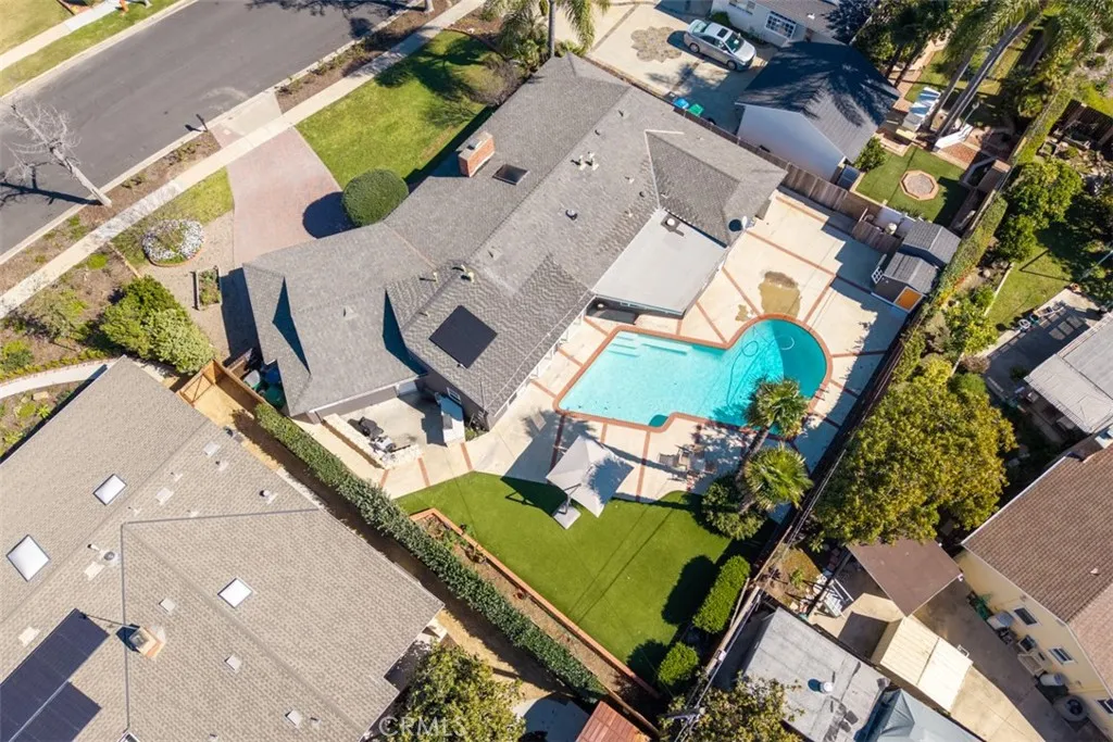 17922 Romelle, Santa Ana, California 92705 home-pic-5