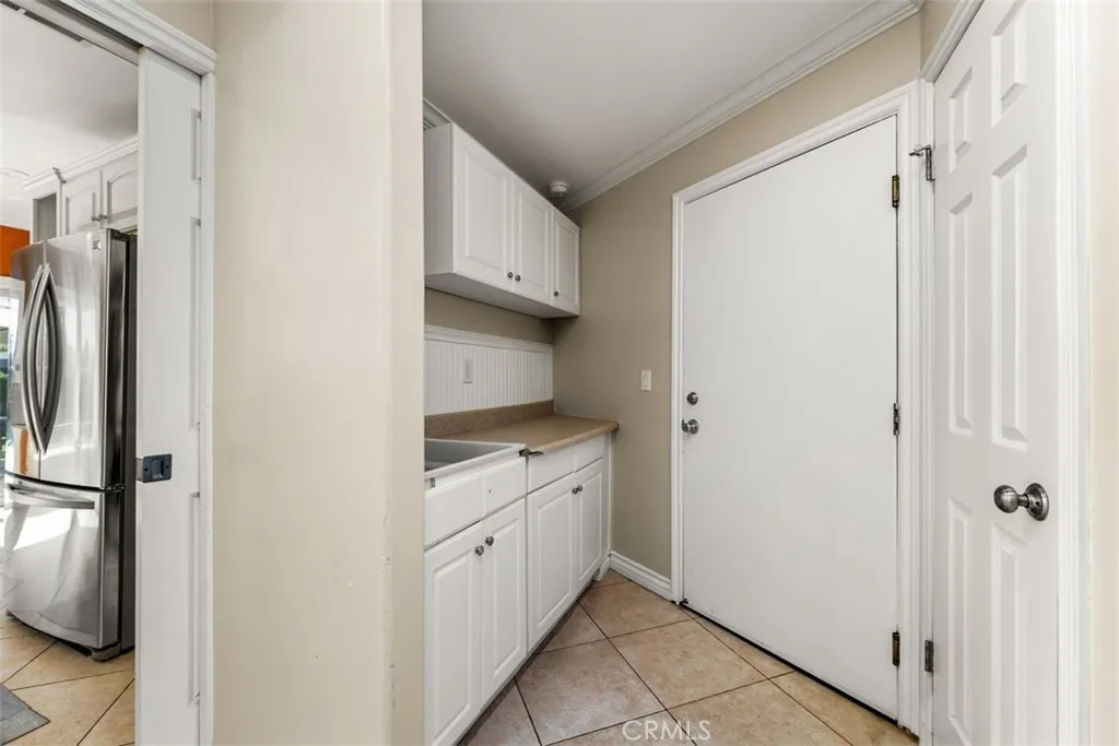 17922 Romelle, Santa Ana, California 92705 home-pic-38