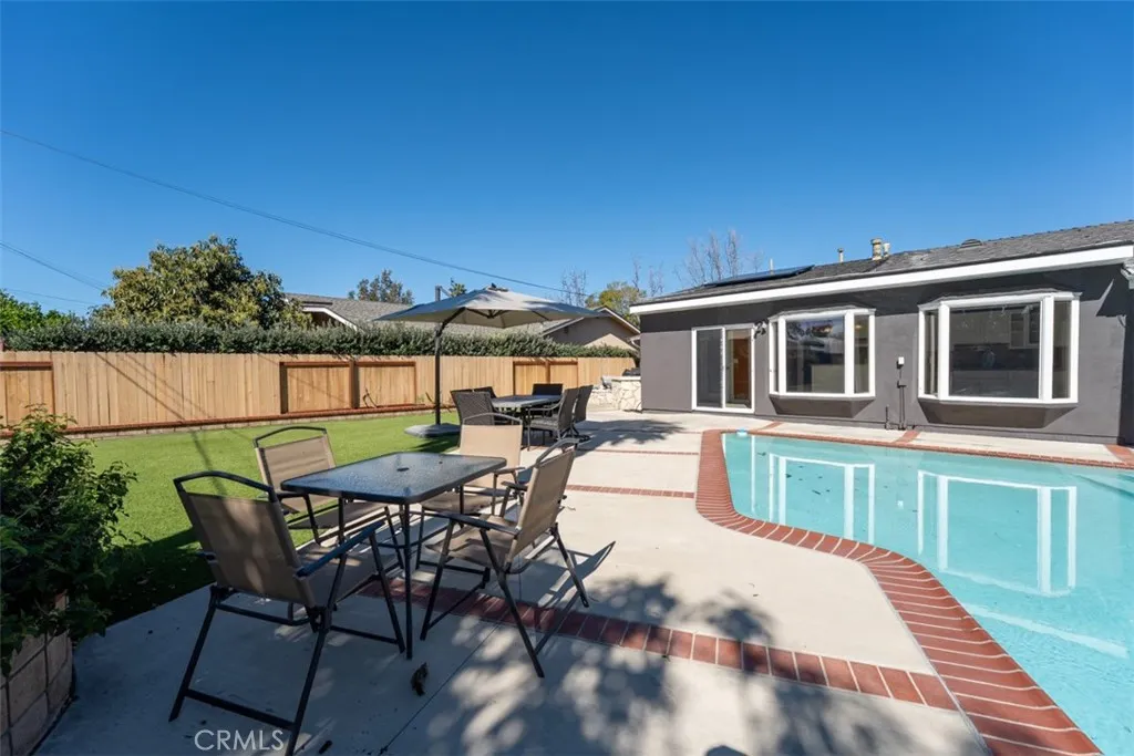 17922 Romelle, Santa Ana, California 92705 home-pic-53