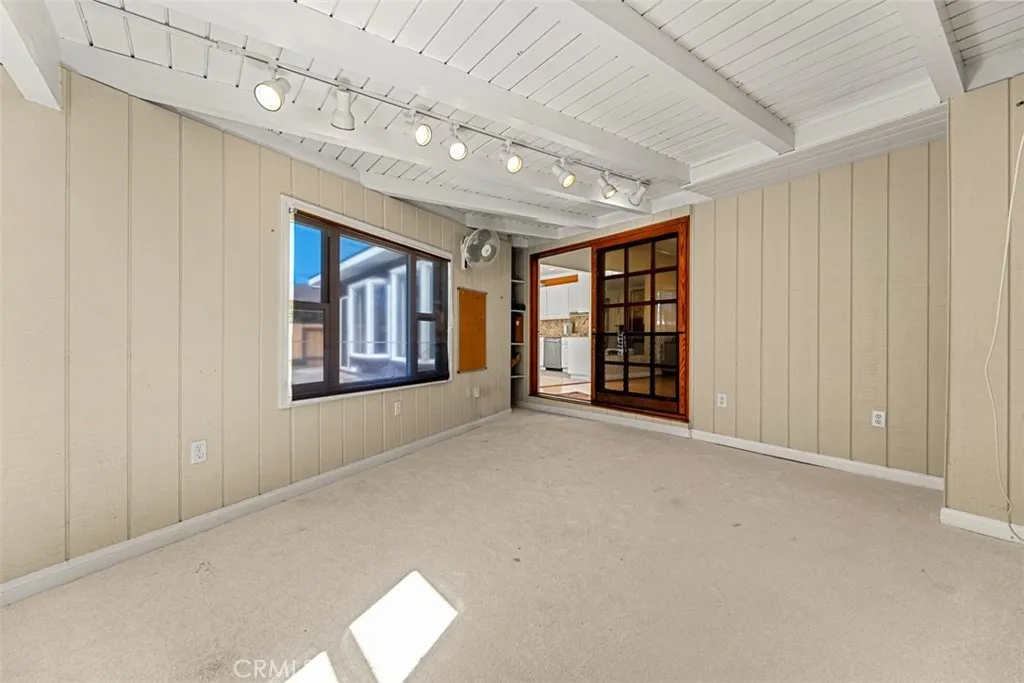 17922 Romelle, Santa Ana, California 92705 home-pic-24