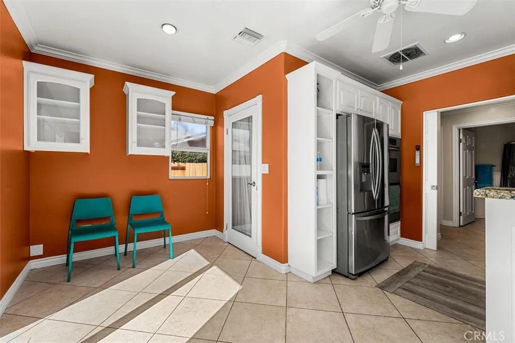 17922 Romelle, Santa Ana, California 92705 home-pic-12