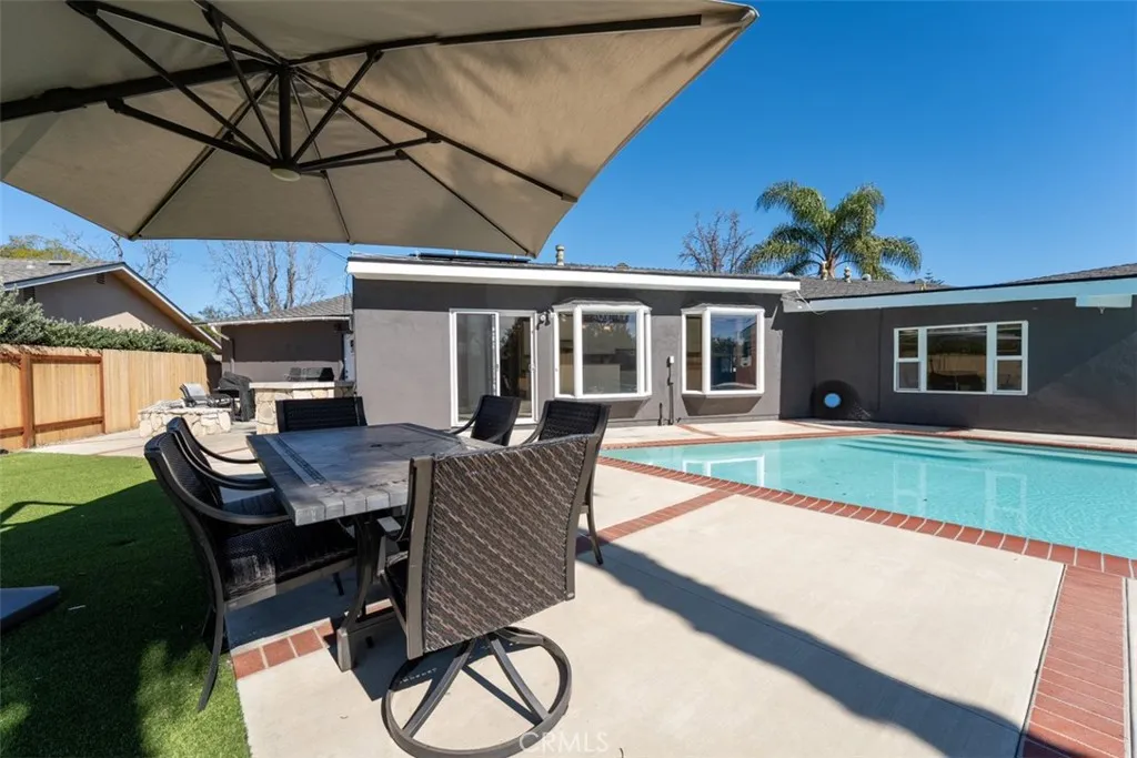 17922 Romelle, Santa Ana, California 92705 home-pic-48