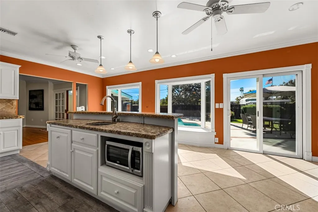 17922 Romelle, Santa Ana, California 92705 home-pic-7