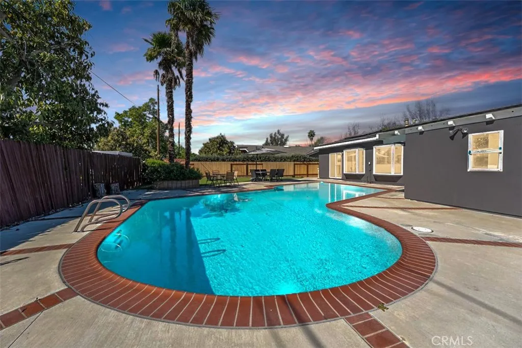 17922 Romelle, Santa Ana, California 92705 home-pic-4